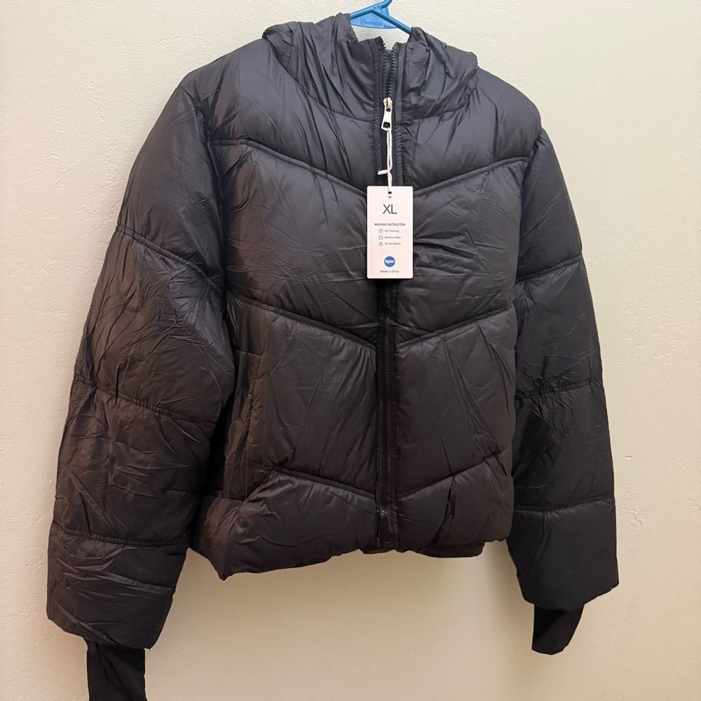 women's Extra large Puffer Jacket black quilted sherpa hood lining quilted A7